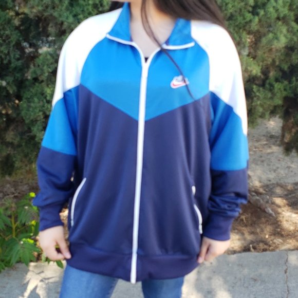 windrunner colorblock jacket nike